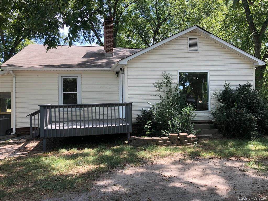1219 1st Street - Photo 1