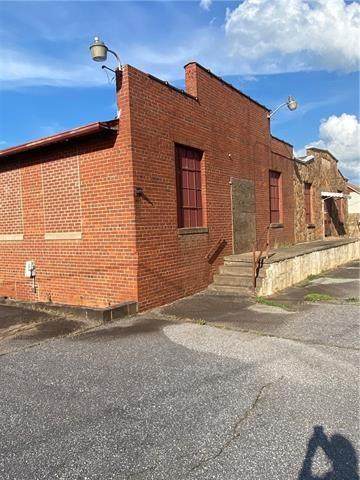 2809 Us 70 Highway - Photo 1