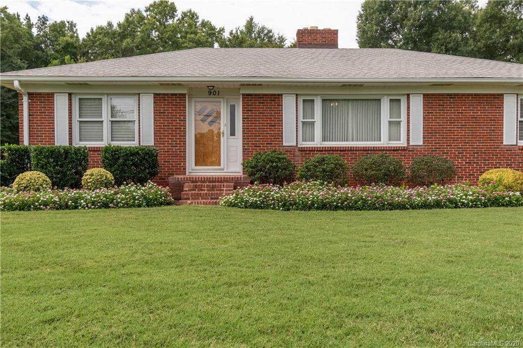 901 Tom Sadler Road - Photo 1