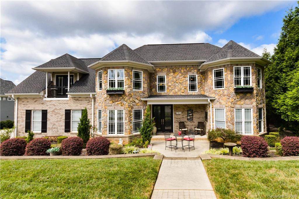 7353 Sahalee Drive - Photo 1