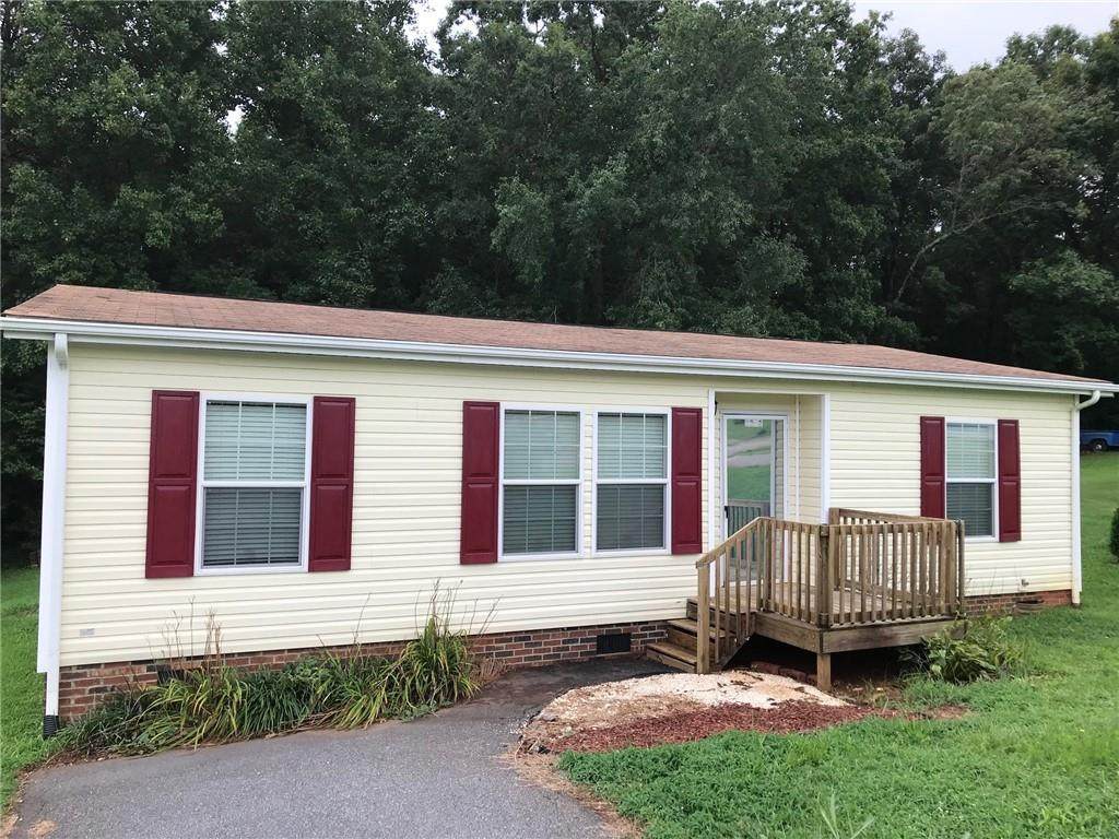 2202 Sterling Ridge Drive - Photo 1