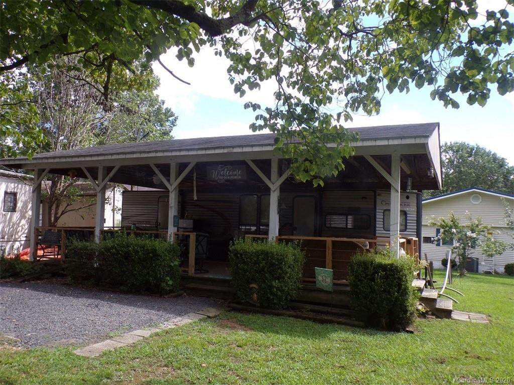 139/141 Sunshine Trail - Photo 1