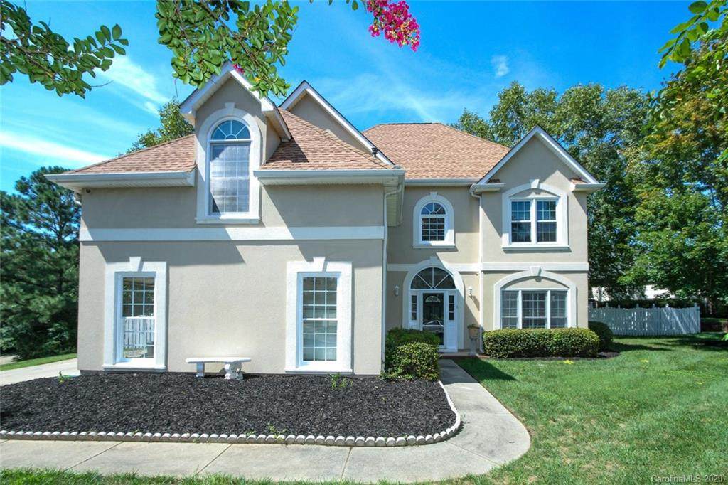 1818 Thornblade Ridge Drive - Photo 1