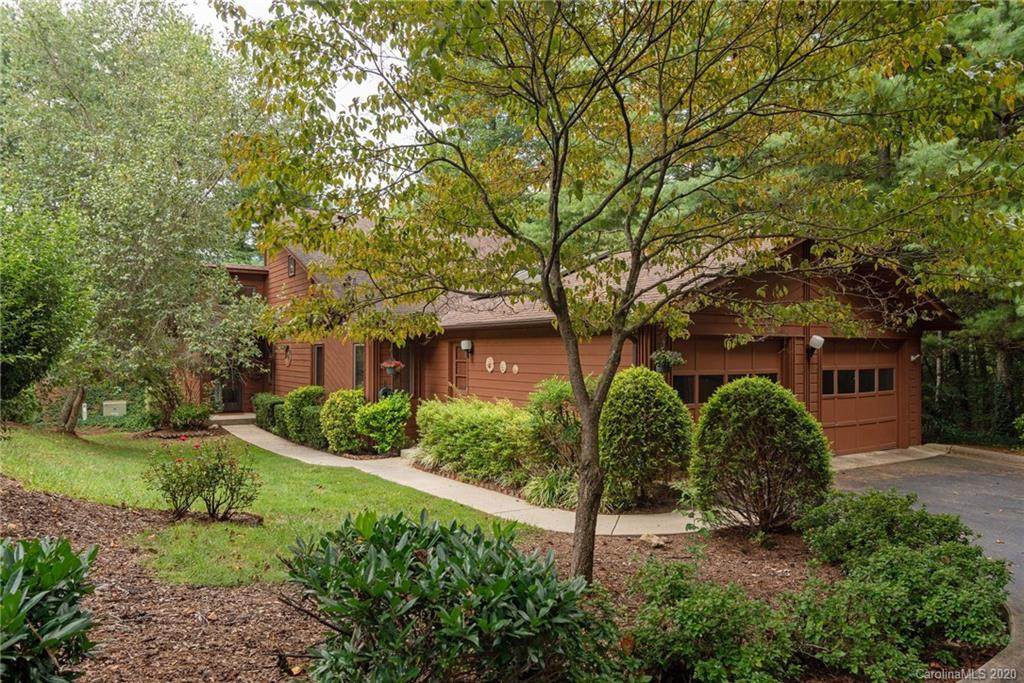 403 Woodfield Drive - Photo 1