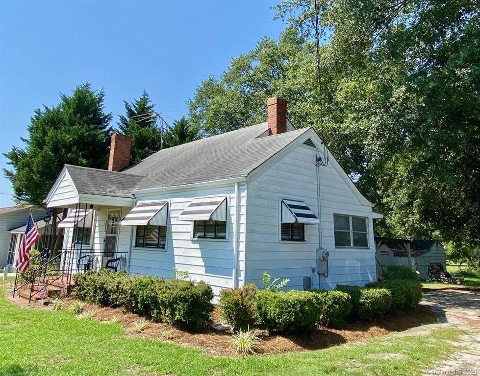 306 Maple Street - Photo 1