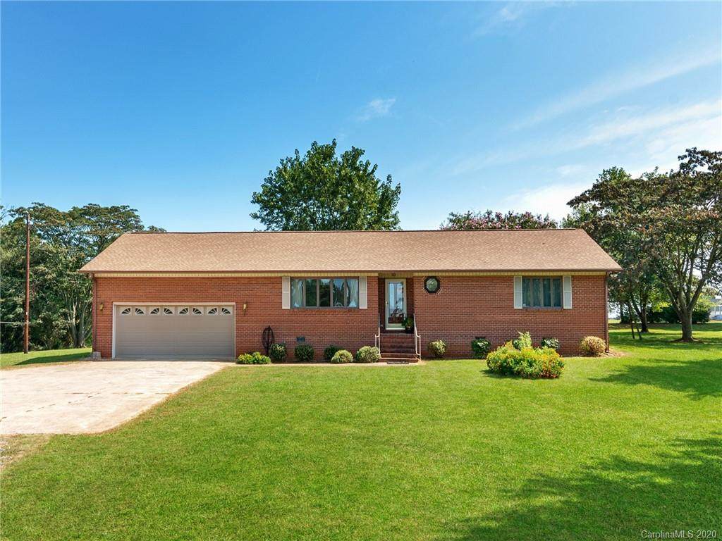 11840 Sugar Hill Road - Photo 1
