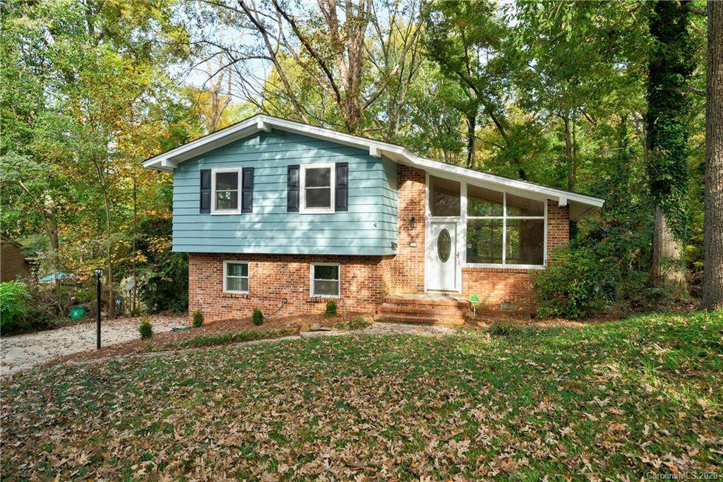 3033 Northampton Drive - Photo 1