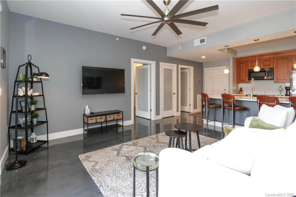 300 5th Street - Photo 1