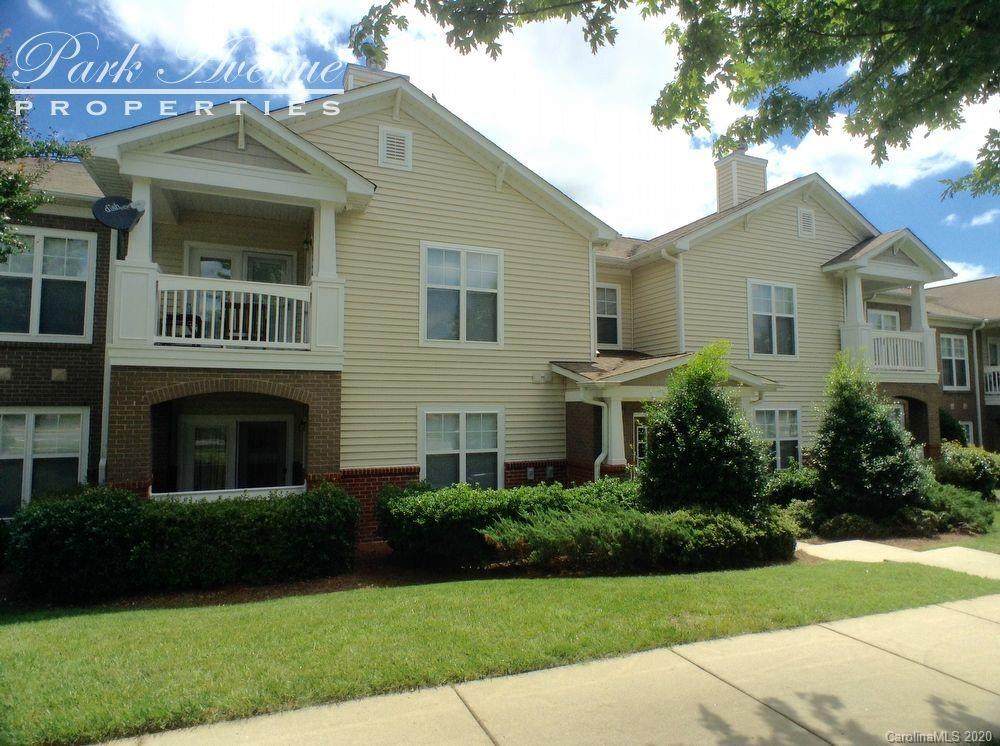 16750 Amberside Road - Photo 1