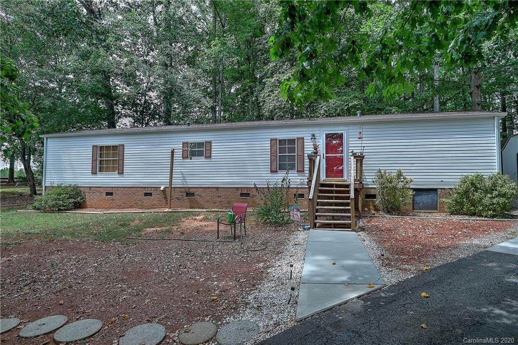 4851 Emma Love Drive - Photo 1