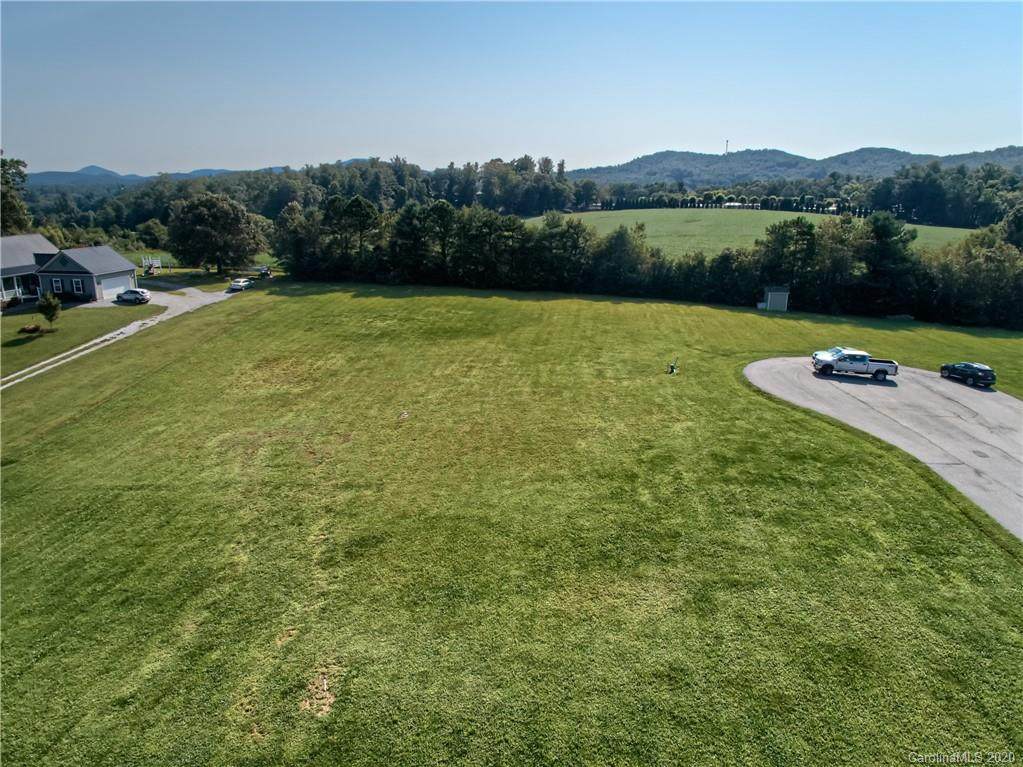 9999 Montchannin Heights - Photo 1