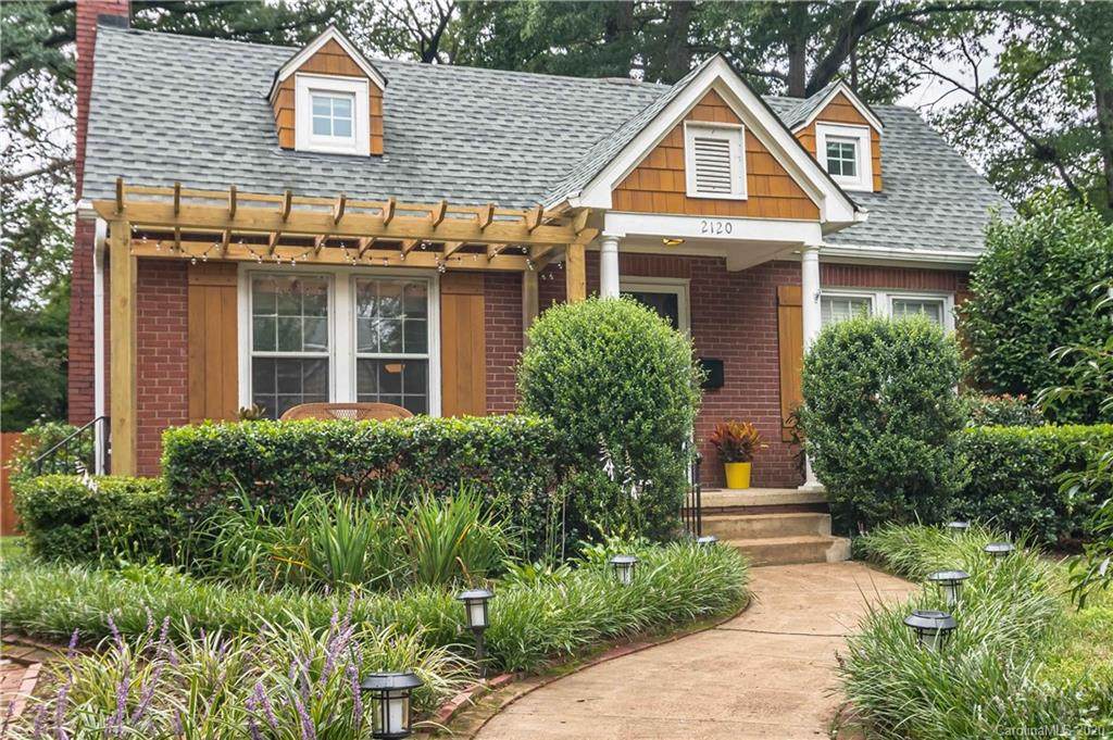 2120 Chesterfield Avenue - Photo 1