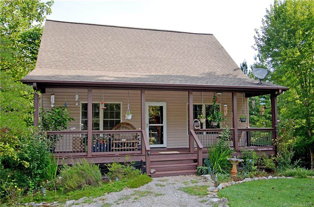 436 Hidden Lake Parkway - Photo 1