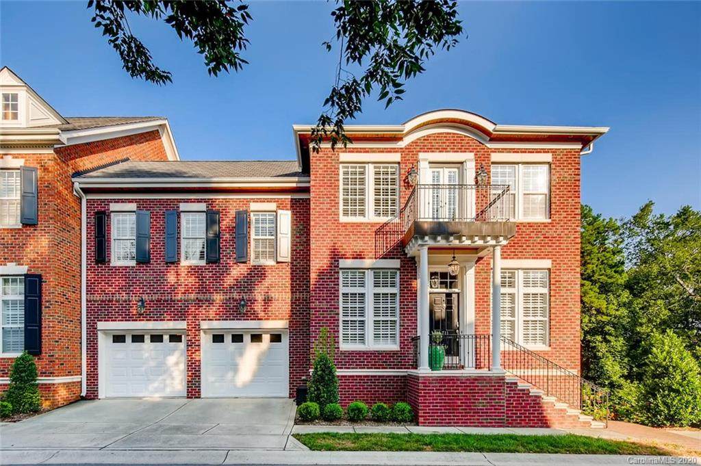 6711 Wakehurst Road - Photo 1