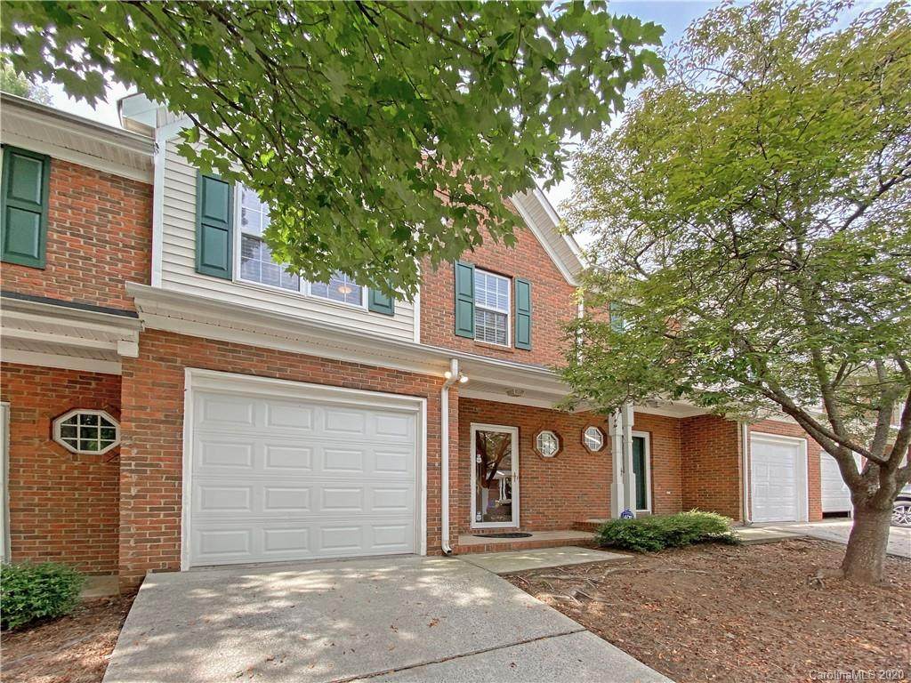 2037 Lennox Square Road - Photo 1