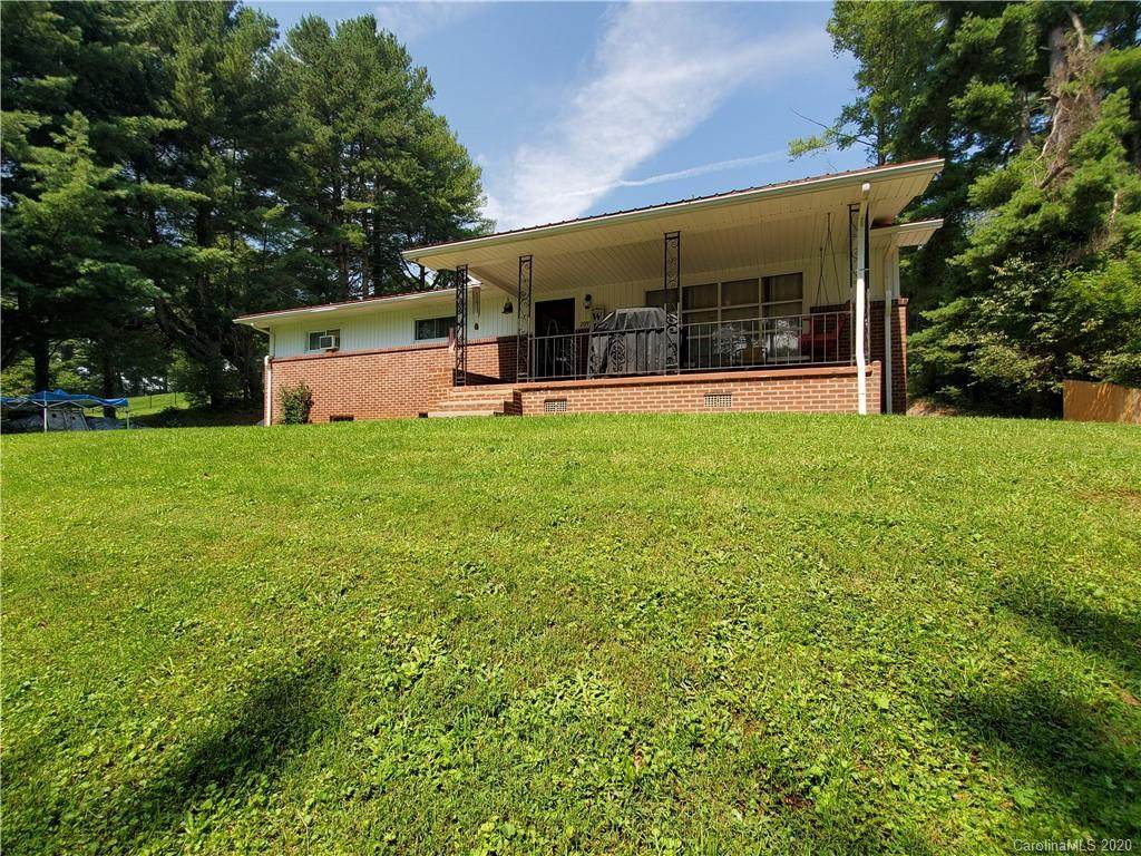 2092 Pisgah Drive - Photo 1