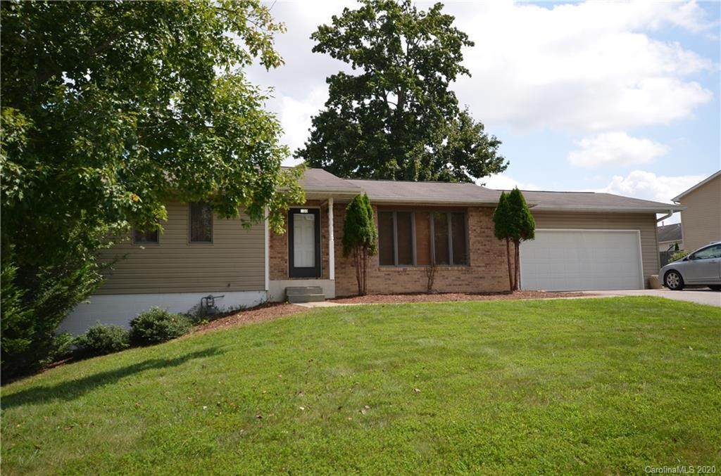 100 Birkshire Way - Photo 1