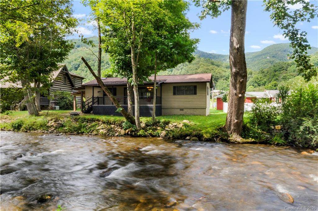 1113 Moody Farm Road - Photo 1