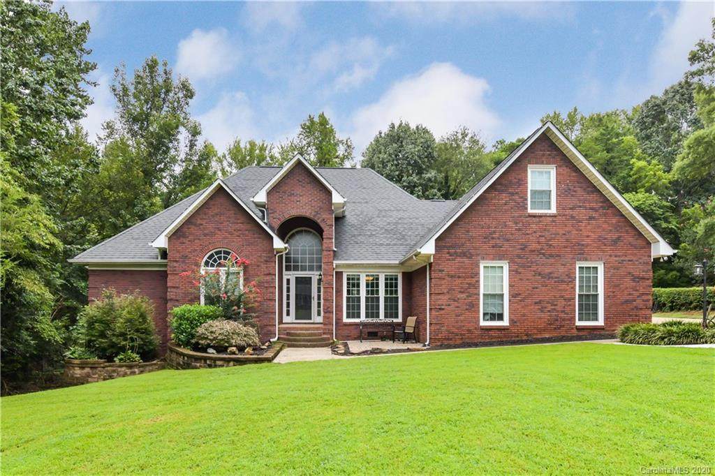 2934 Walter Drive - Photo 1