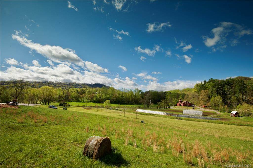6 Walnut Valley Parkway - Photo 1