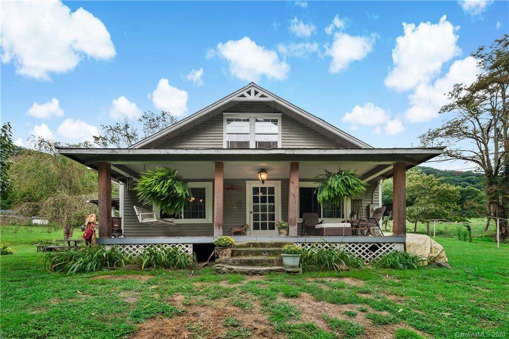414 Willow Creek Road - Photo 1