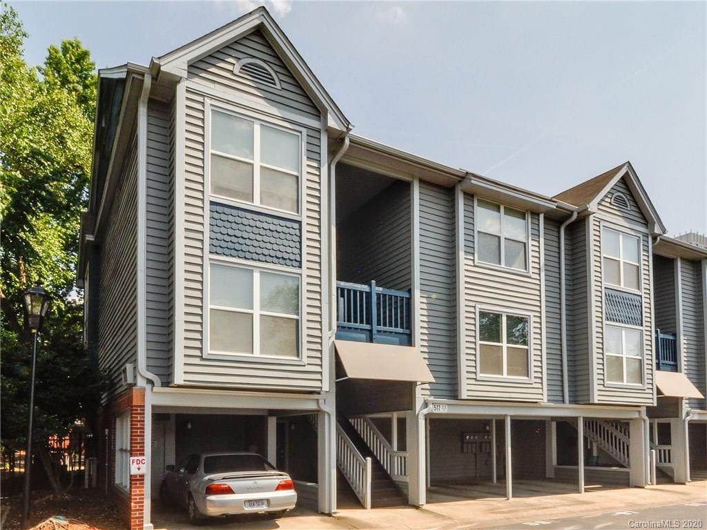 517 Graham Street - Photo 1