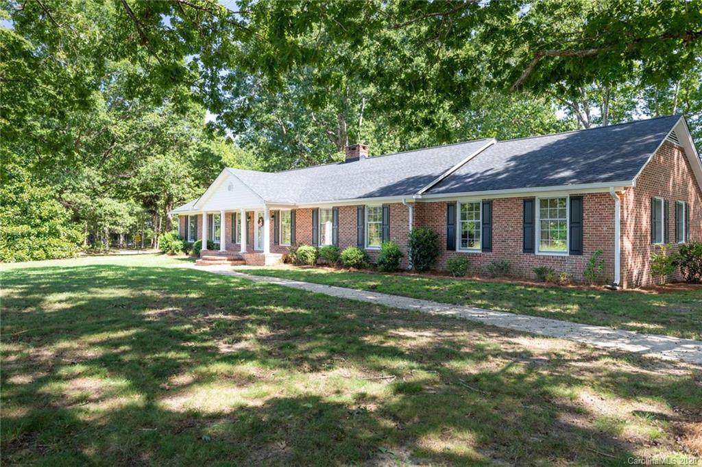 110 Lawson Lakes Drive - Photo 1