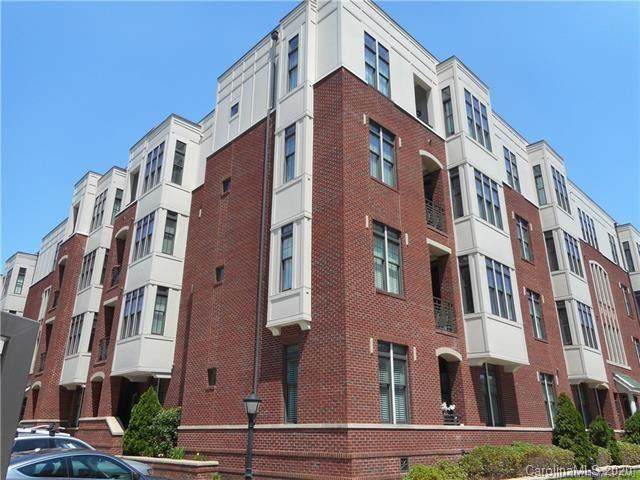 2810 Selwyn Avenue - Photo 1