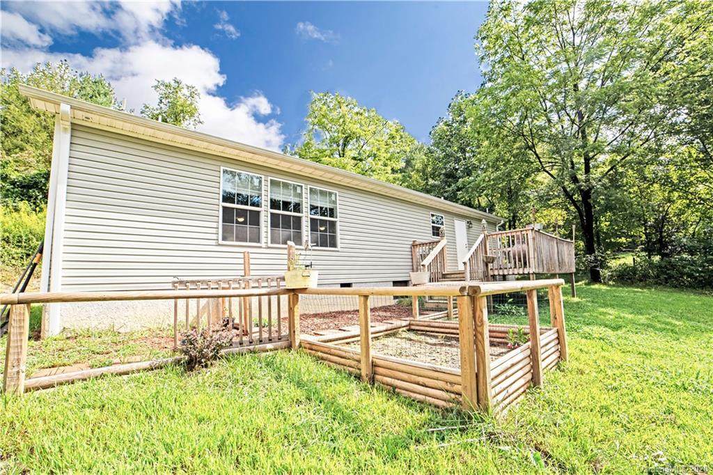 5 Julian Way - Photo 1