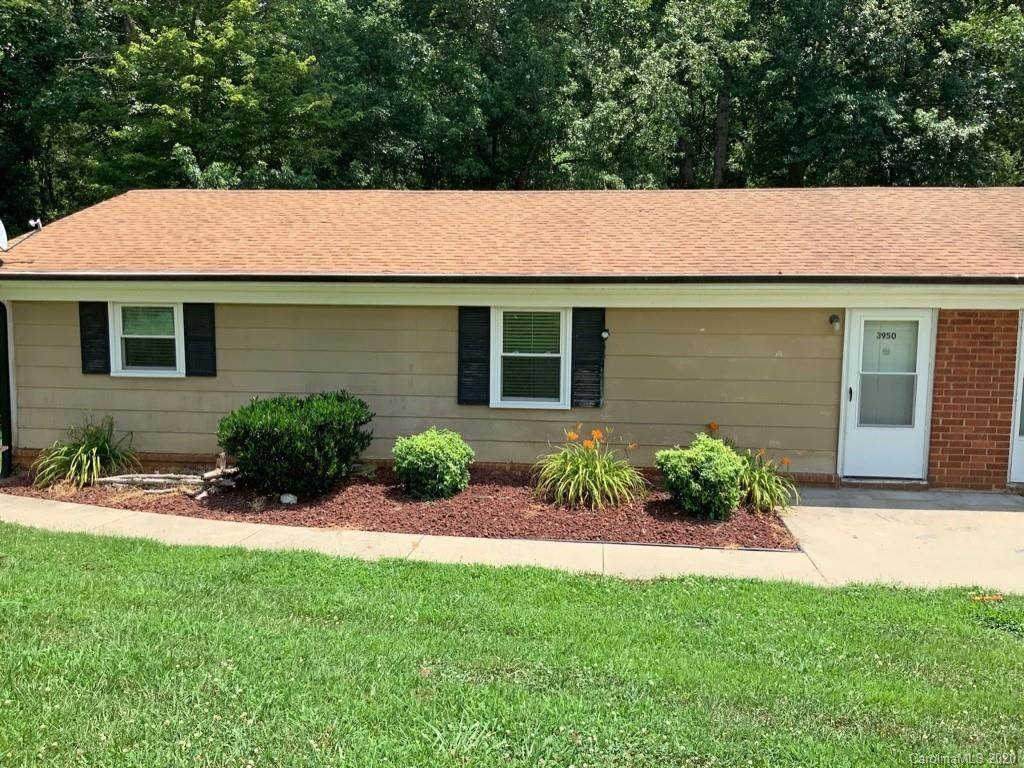 3950 Applewood Lane - Photo 1