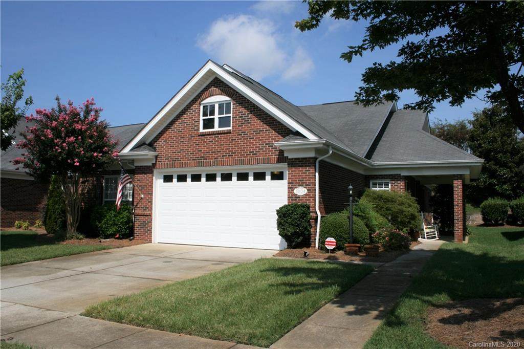 10104 Dominion Village Drive - Photo 1