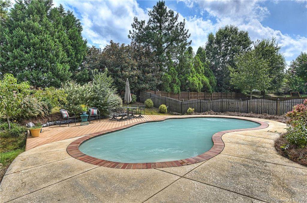 2322 Winthorp Ridge Road - Photo 1