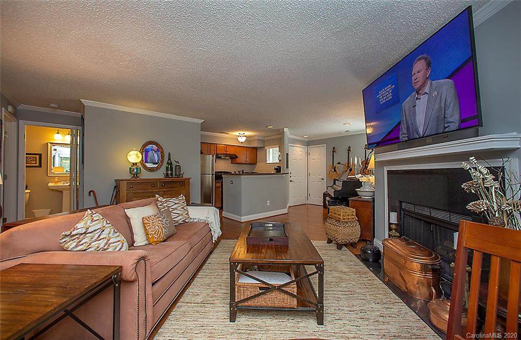 2510 Cranbrook Lane - Photo 1