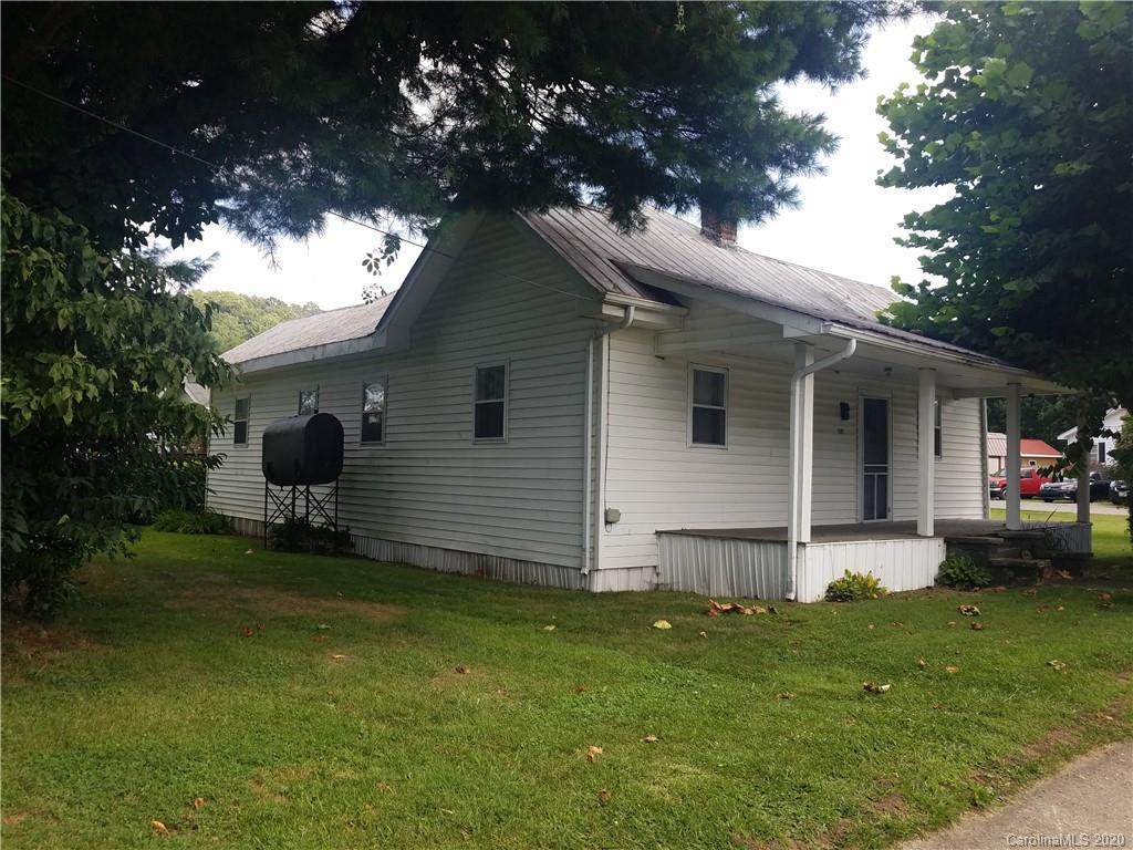 1307 Brown Avenue - Photo 1