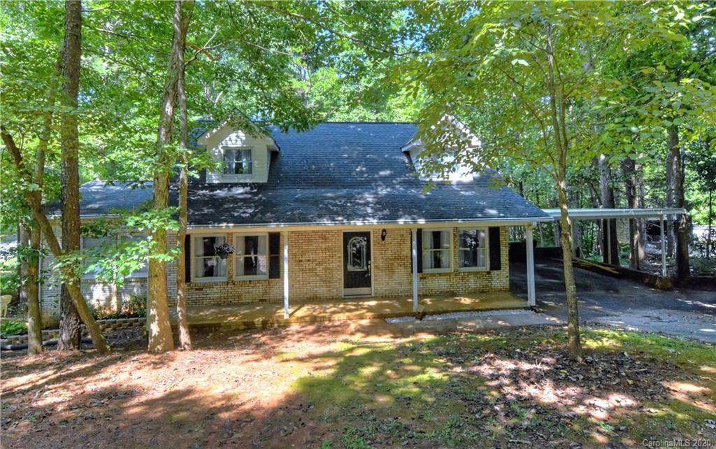 9200 Surrey Road - Photo 1