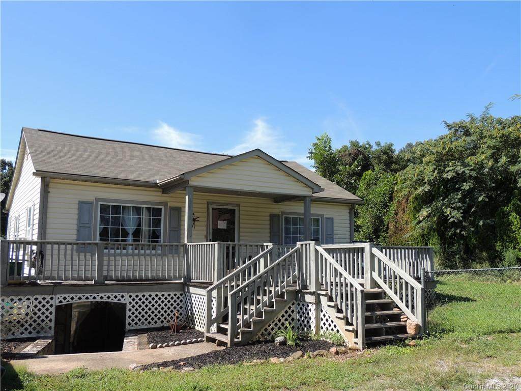 421 Morehead Road - Photo 1