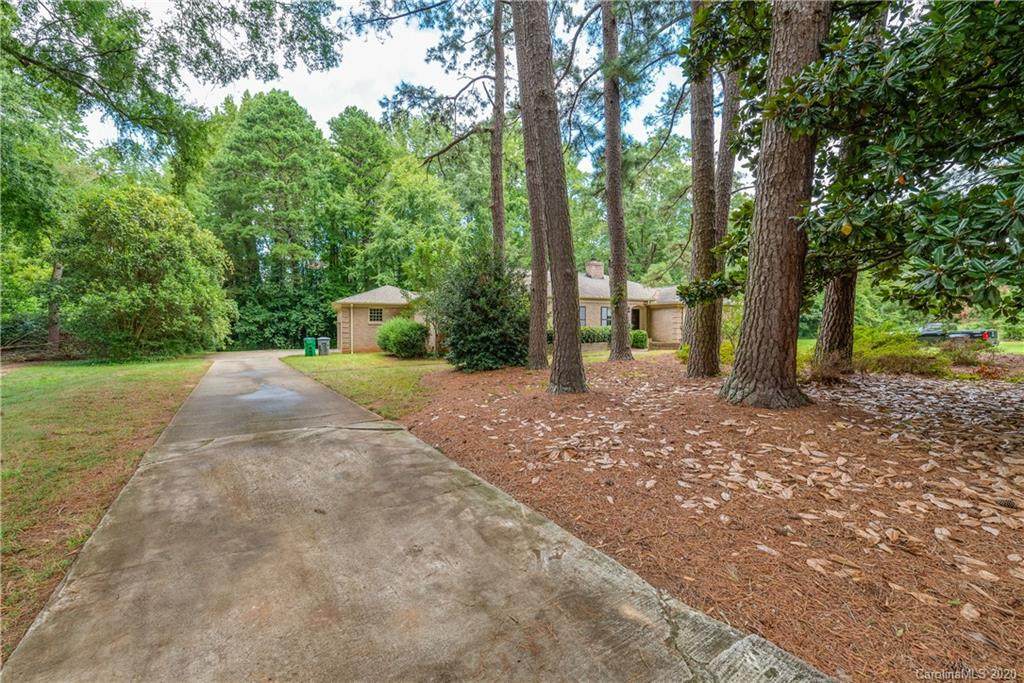 4321 Columbine Circle - Photo 1