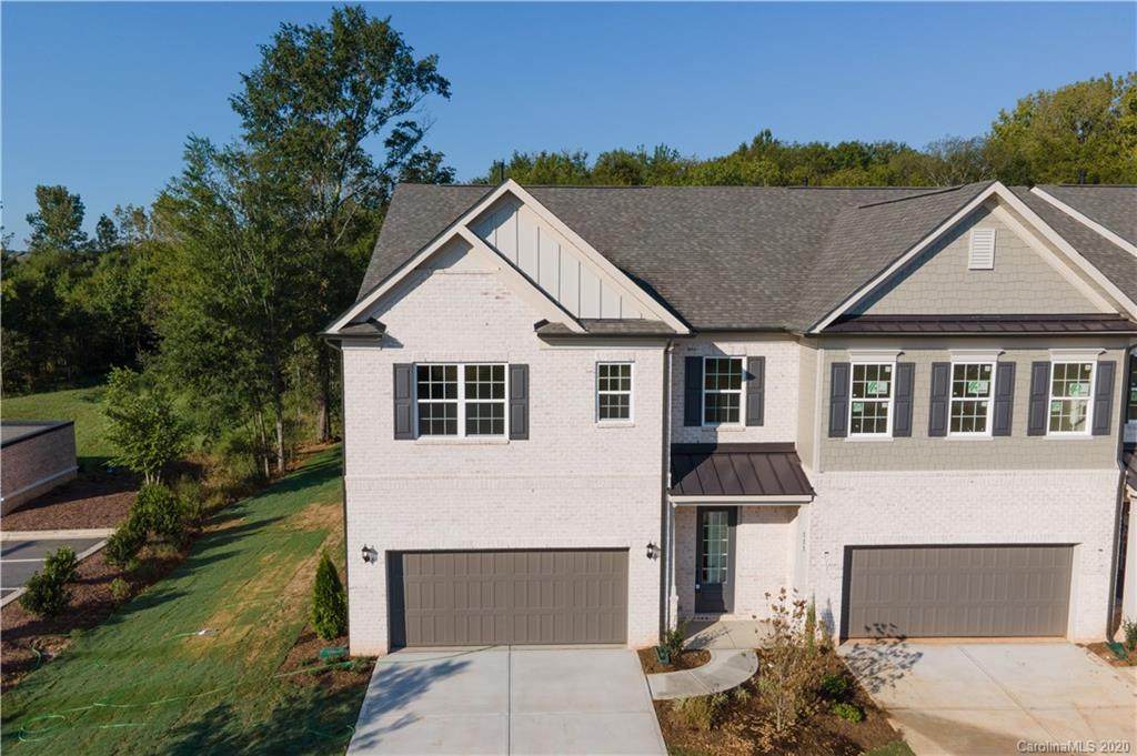 111 Heathbrook Lane - Photo 1