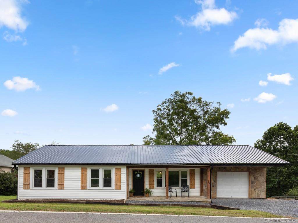 464 Thompson Cove Road - Photo 1