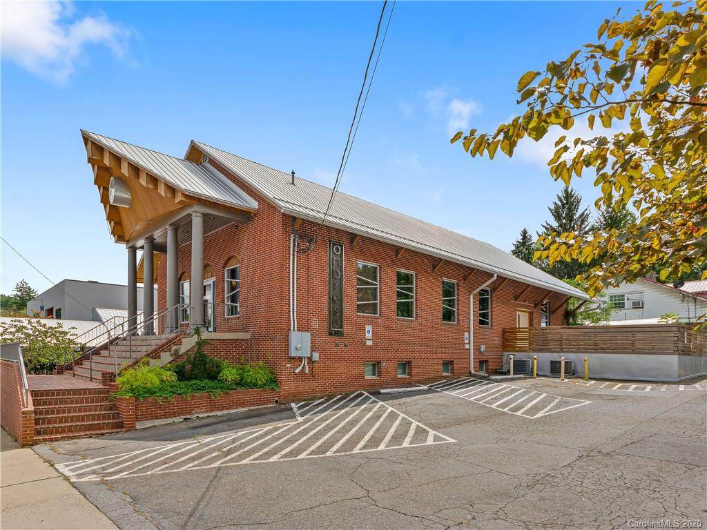 312 Haywood Road - Photo 1