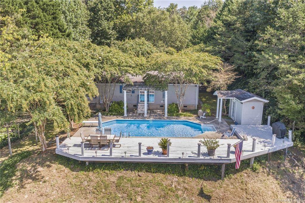 138 Blue Heron Lane - Photo 1