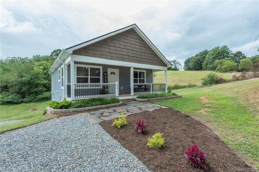 1048 Bear Creek Road - Photo 1