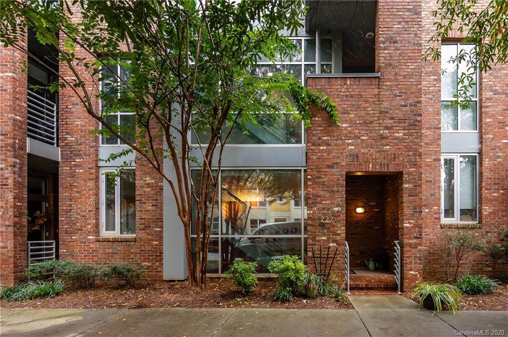 222 Magnolia Avenue - Photo 1