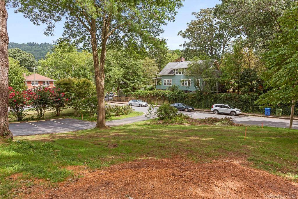 46 Robindale Avenue - Photo 1