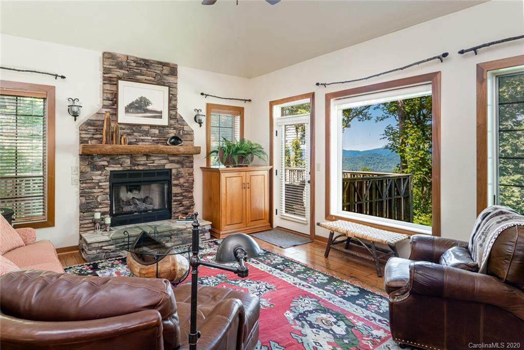 61 Creekside Way - Photo 1