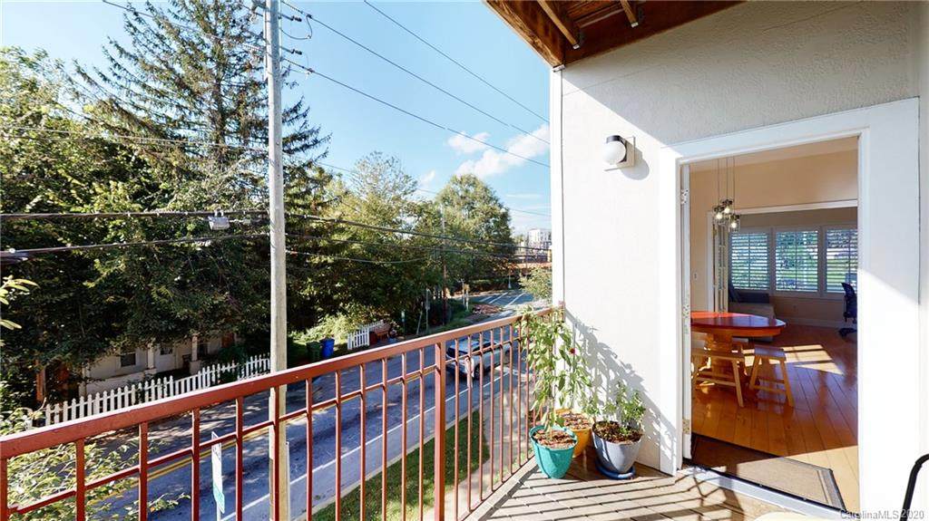 64 Clingman Avenue - Photo 1
