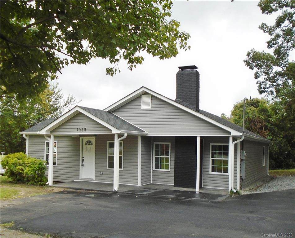 1028 Hickory Grove Road - Photo 1