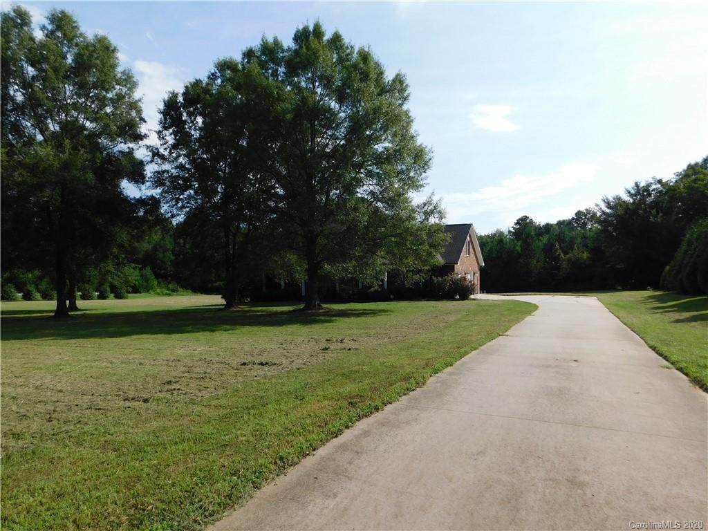 9196 Sherrills Ford Road - Photo 1