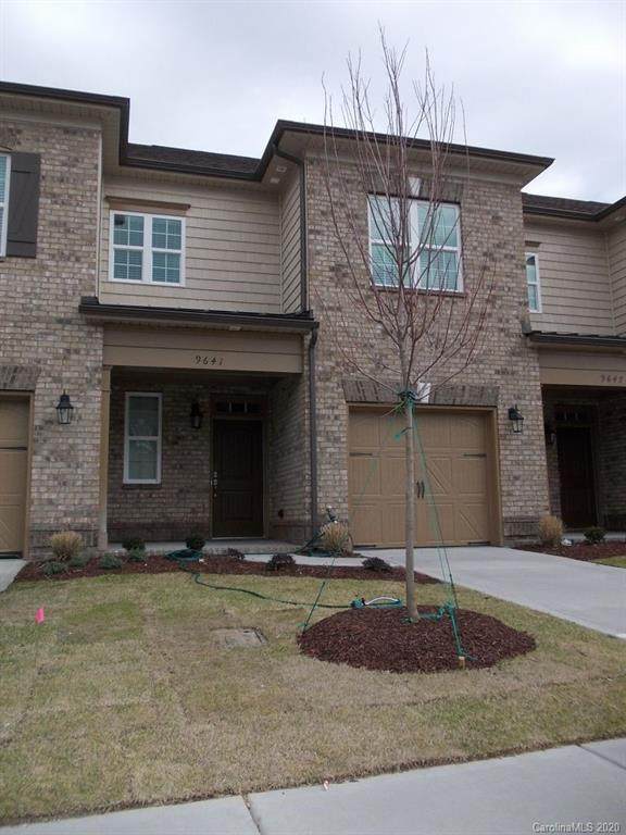9641 Camberley Avenue - Photo 1