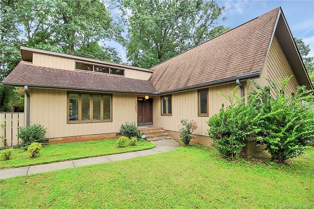 1301 Mclaughlin Drive - Photo 1